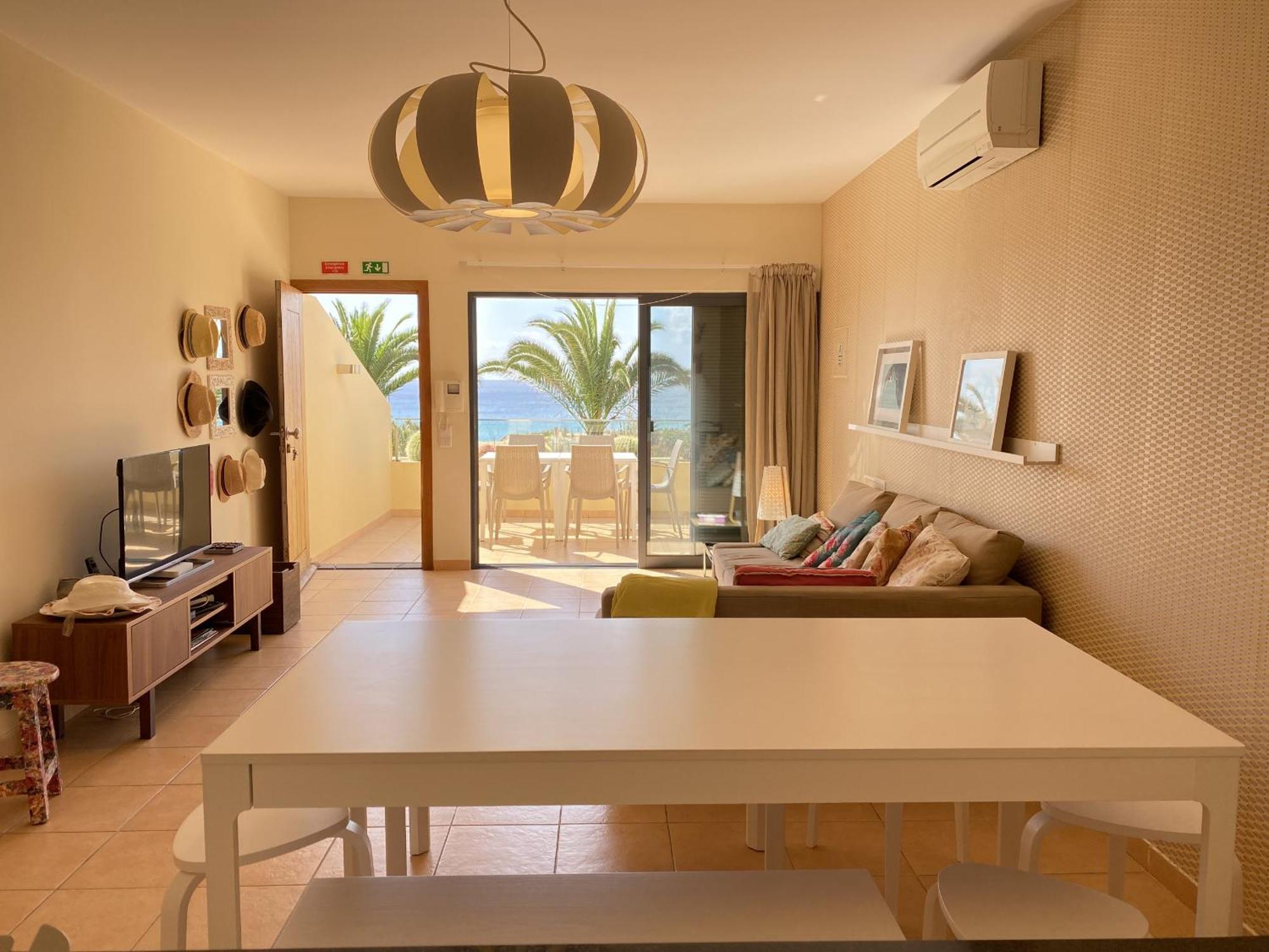Casa Das Pedras Pretas - By Wehost Порту-Санту Экстерьер фото